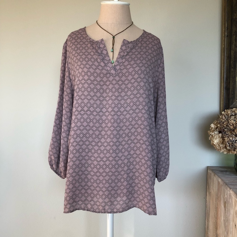 Pleione Taupe Black Split Neck Blouse Med